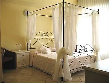 Hotel Laura -