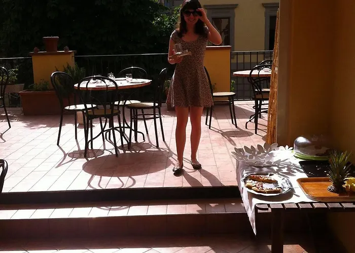酒店 Laura -